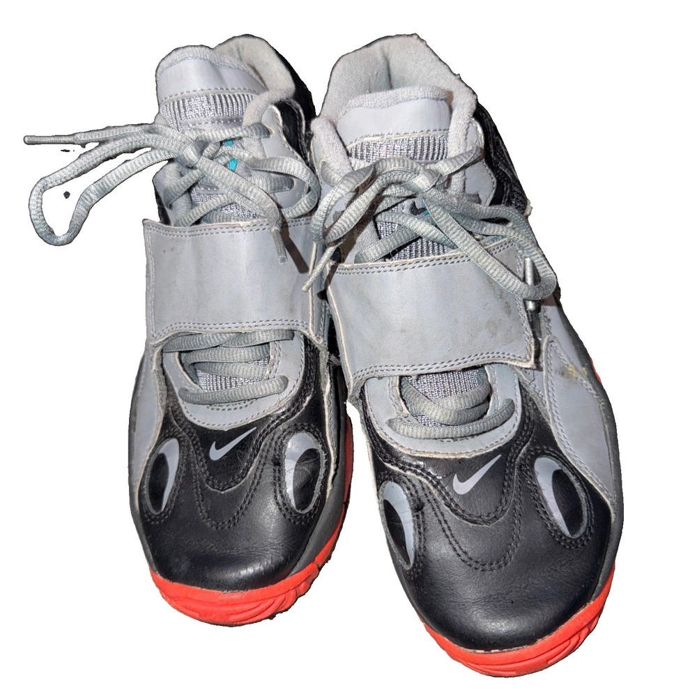 NIKE ~ Air Max ~ Speed Turf ~ Size US 5Y UK 4.5 EUR 37.5 Gray Red Black 2013
